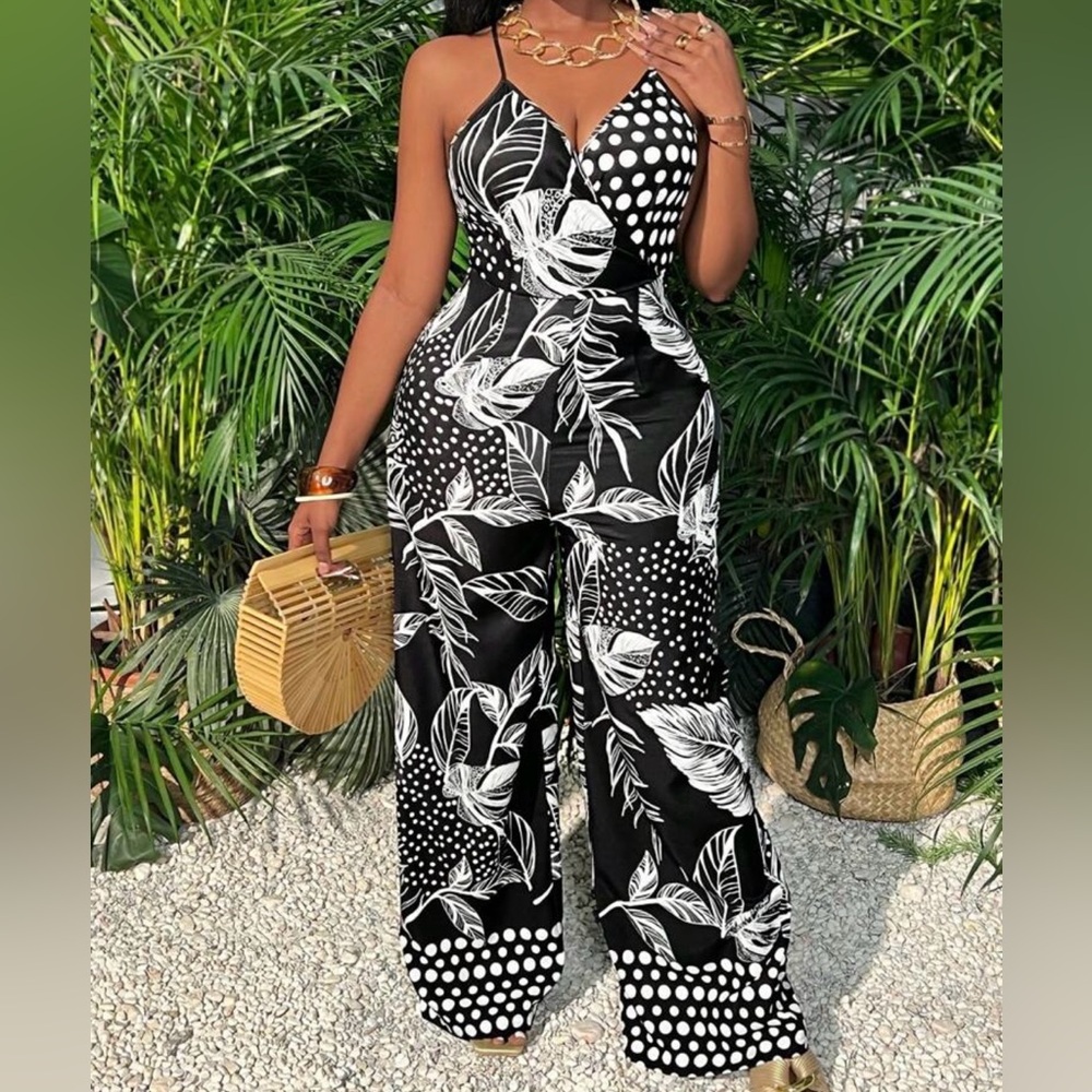 Wide leg jumpsuit